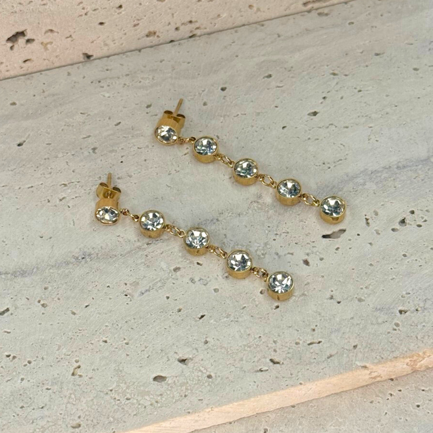 The Luminous Glint Drops