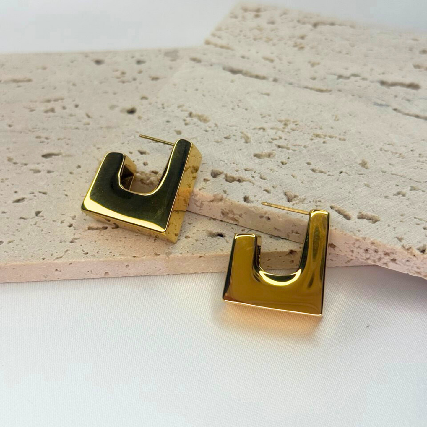 The Sculpted Arch Hoops