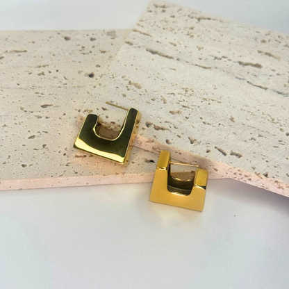 The Sculpted Arch Hoops