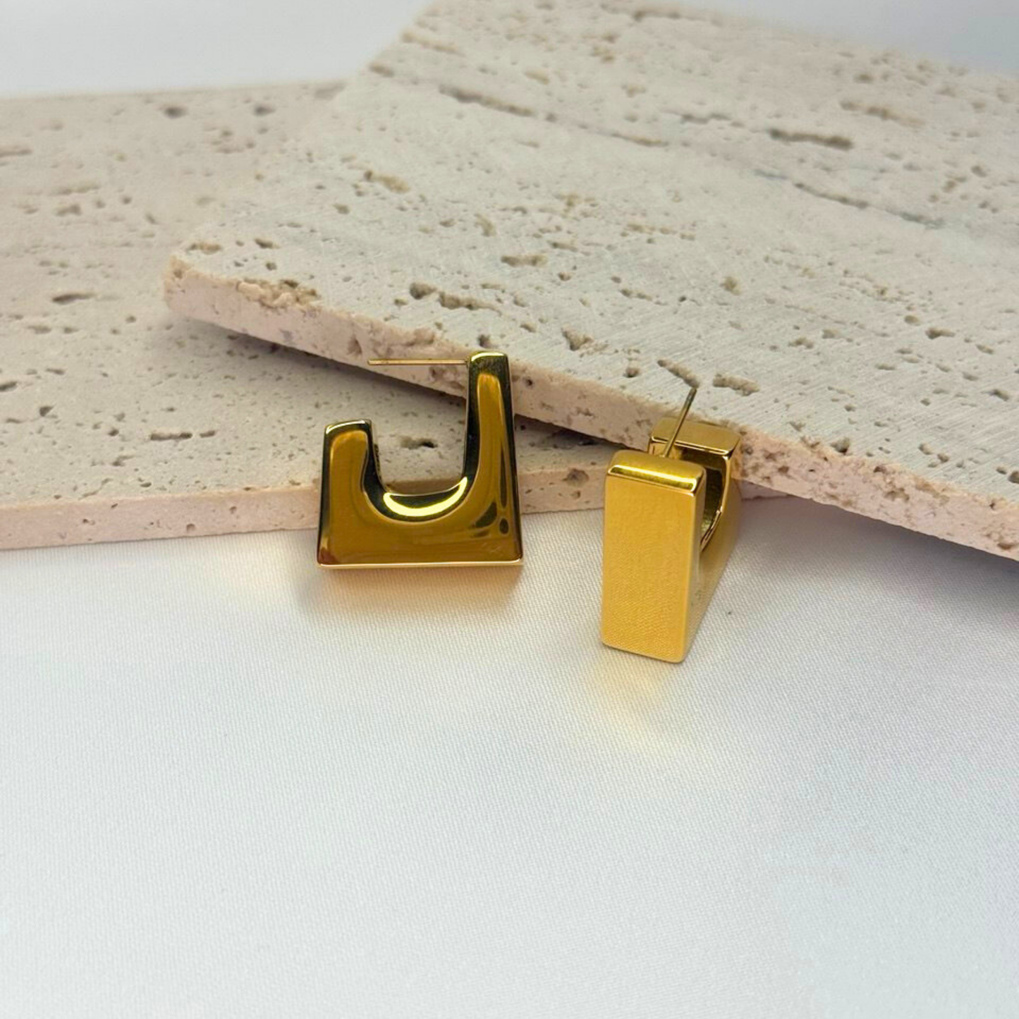 The Sculpted Arch Hoops