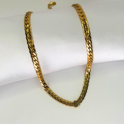 Sapphire Curb Choker