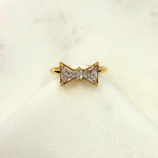 Dainty Dolly Bow Ring