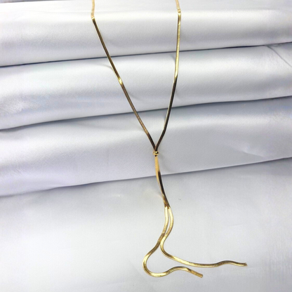 The Flow Knot Lariat