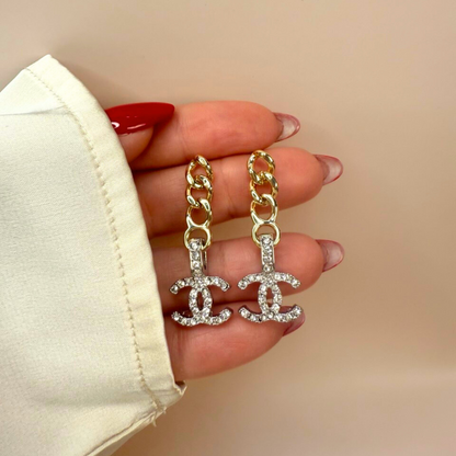 Glamour Chain Dangles