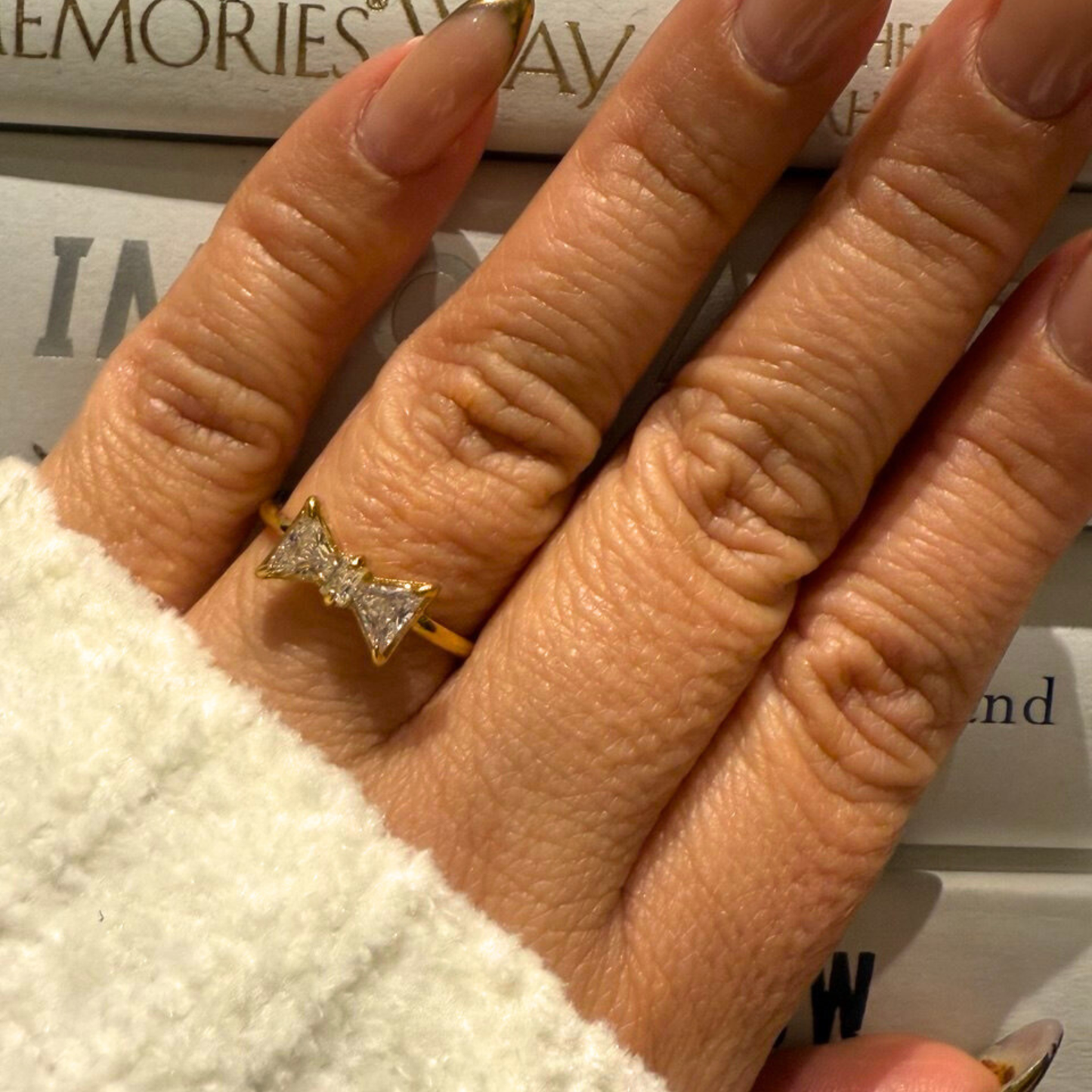 Dainty Dolly Bow Ring