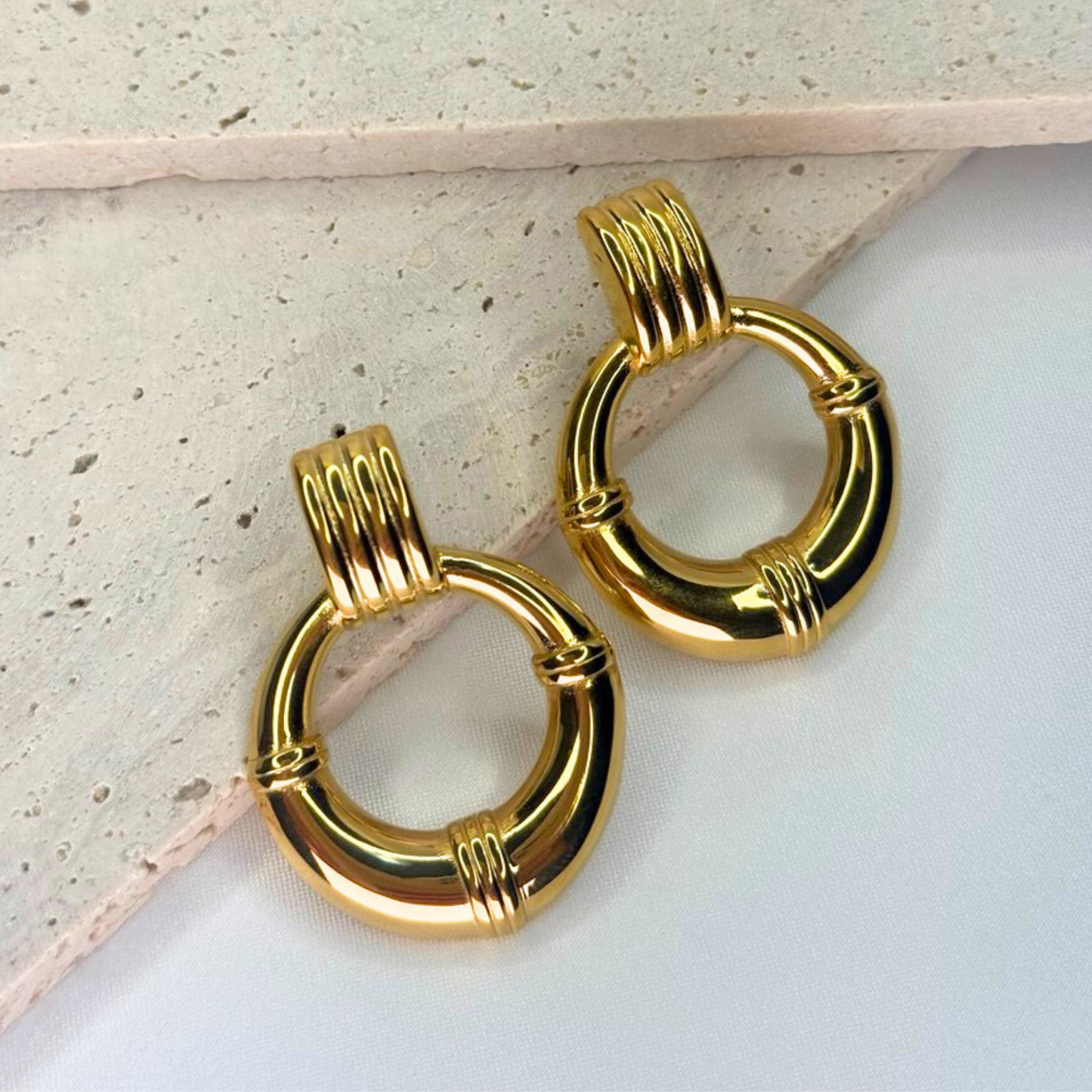 The Gilded Barrel Drops